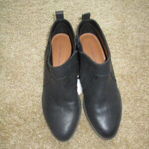 Lucky Brand Faydren NWT Black Leather booties w/ side zip size 6.5 w/ stitching